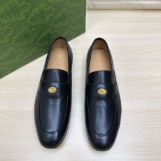 Gucci Leather Shoes